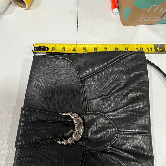 Vintage Dessiree Black Faux Leather Envelope Clutch Buckle Bag 80s Retro - Picture 9 of 9